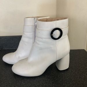 Retro White Gogo Boots